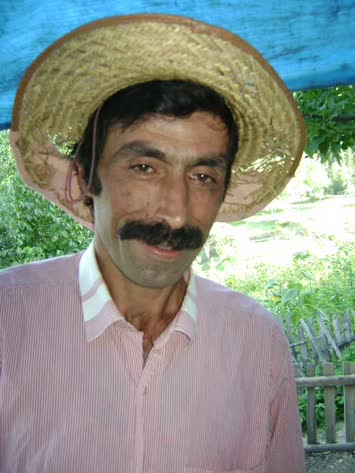 köyümüzün kralı SARFİN MEYDAN ;-)