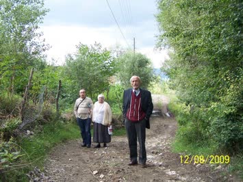 Annem, babam, kardeşim