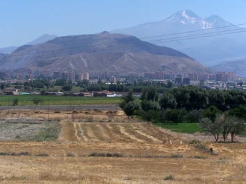 Agustosta Erciyes ten bir görünüş