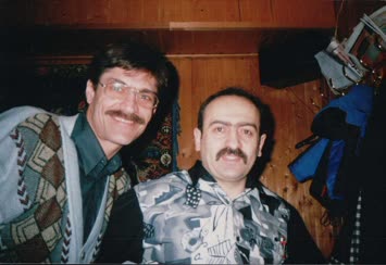Ersin Abimle (solda)