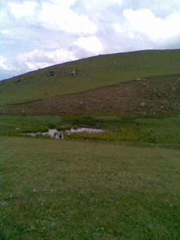yaylada tuzluğun sırtı