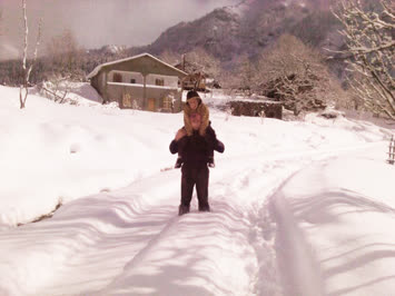 ben ve kuzenim(omuzumdaki)2010
