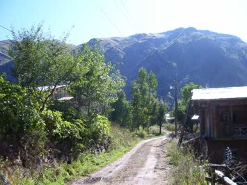 bizim mahalle (köyün alt mahallesi)