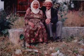 Emine ve Mehmet Yazar