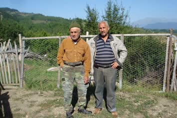 17.08.2009-köyümüzün ulu çınarı Hayrettin amca