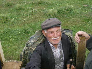 Erdoğan Urhan - Portre
