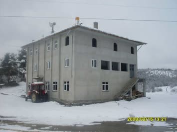 köyün camisi