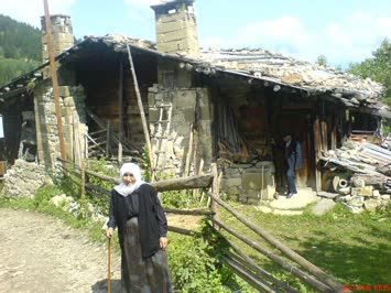 ELMİNOR BACİ NEREYE BÖYLE...