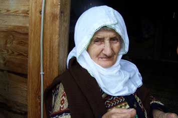 Köy Yollarında