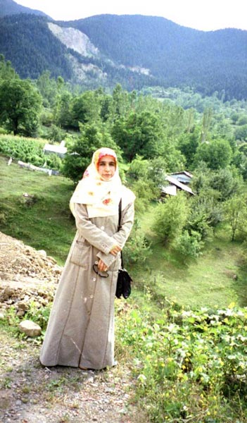 Ayşenur Şahan
